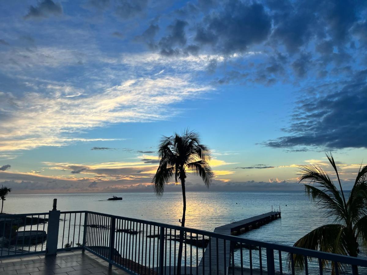 The Queen Of Cozumel Beach House -Luxury Beachfront Villa- Million Dollars View Exterior photo