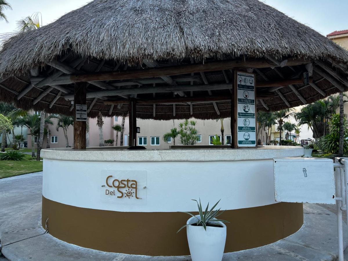 The Queen Of Cozumel Beach House -Luxury Beachfront Villa- Million Dollars View Exterior photo