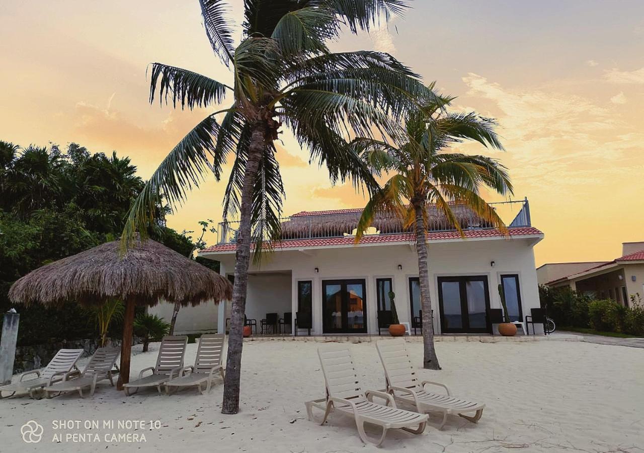 The Queen Of Cozumel Beach House -Luxury Beachfront Villa- Million Dollars View Exterior photo