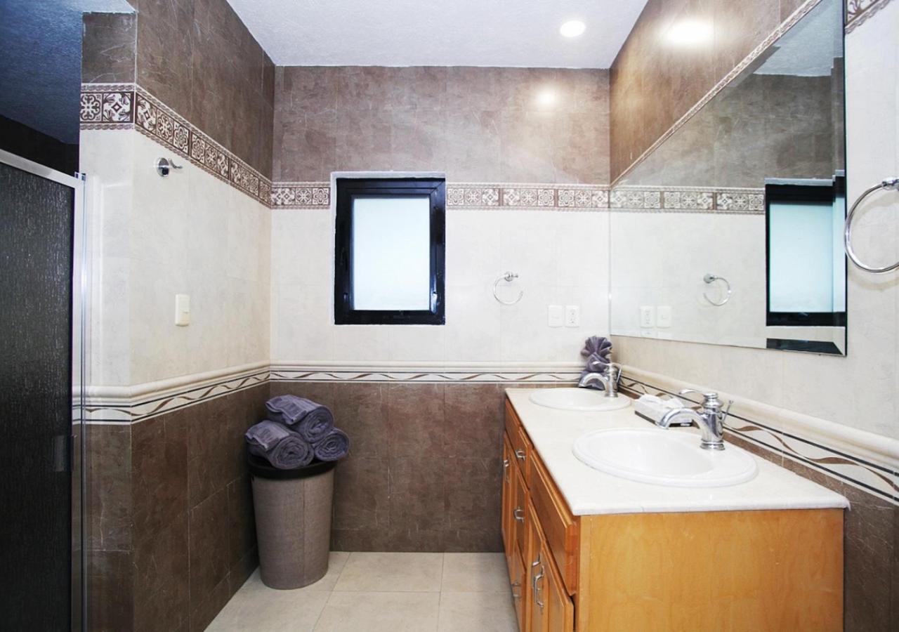 The Queen Of Cozumel Beach House -Luxury Beachfront Villa- Million Dollars View Exterior photo